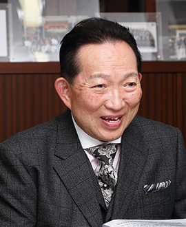 聞き手1